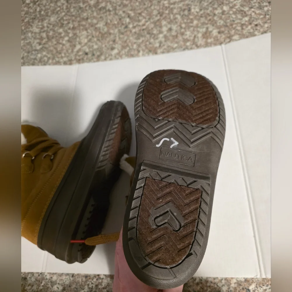 Nautica Ayce Youth Duck Boots